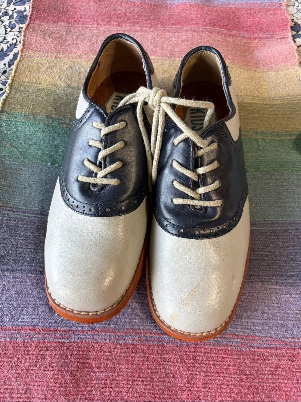 Size 4 Florsheim Kids Two-Tone Saddle Oxfords in Cream and Black worn once for E